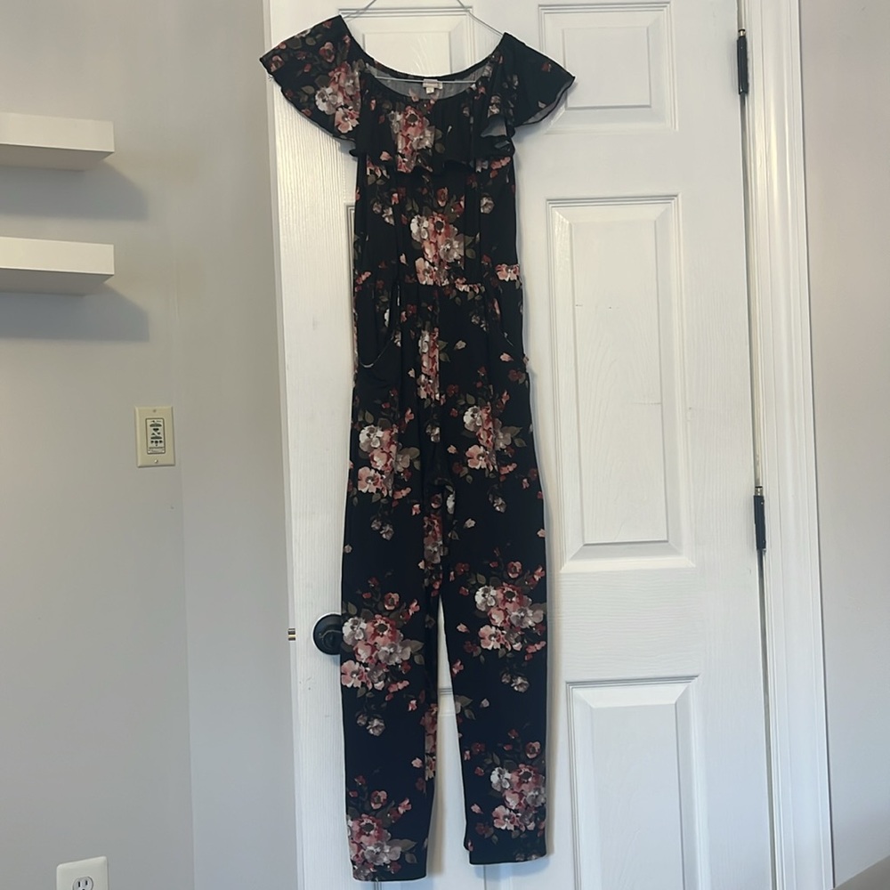 Social Academy black floral jumpsuit. Girls size 18 - Picture 2 of 5